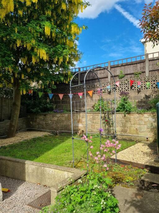 Cheerful Two Bedroom Cottage In The Forest Of Dean Lydbrook Bagian luar foto