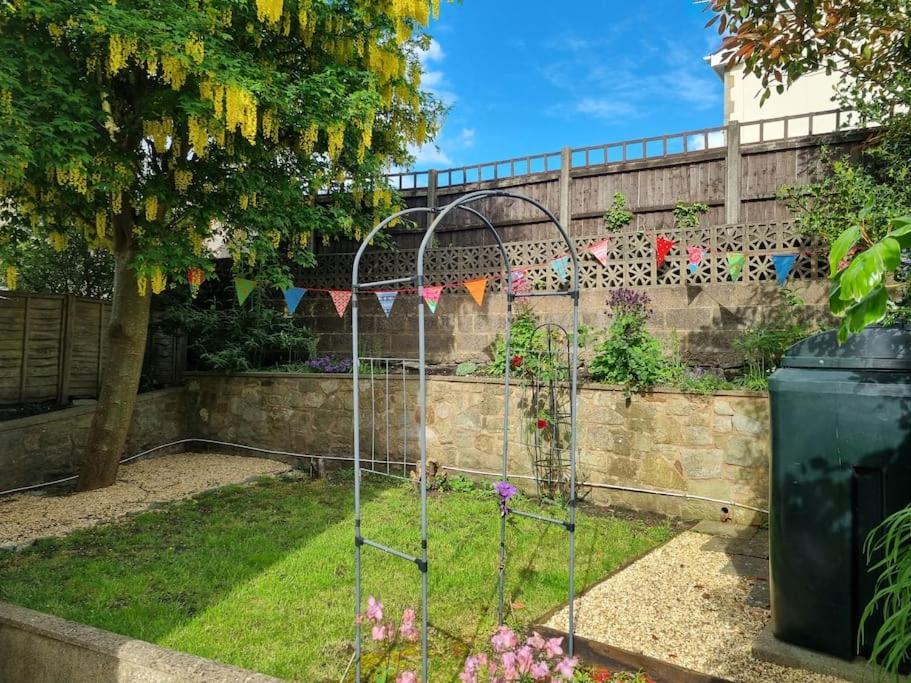 Cheerful Two Bedroom Cottage In The Forest Of Dean Lydbrook Bagian luar foto